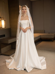 Floral Embroidered Mesh Faux Pearl Decor Bridal Veil