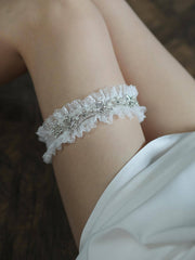 1pc Women Rhinestone & Faux Pearl Decor Lace Trim Fashionable Bridal Garter Belt For Wedding Party