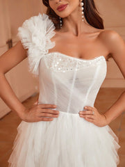 Mermaid Style One-Shoulder Wedding Dress With 3d Flower And Ruffle Hem