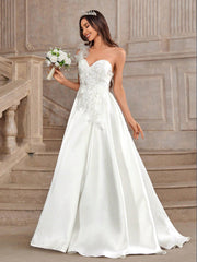 White Luxury Lace Embroidered 3D Flower Neck Design With Bright Satin Lace Flower Wedding Dresses