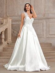 White Luxury Lace Embroidered 3D Flower Neck Design With Bright Satin Lace Flower Wedding Dresses