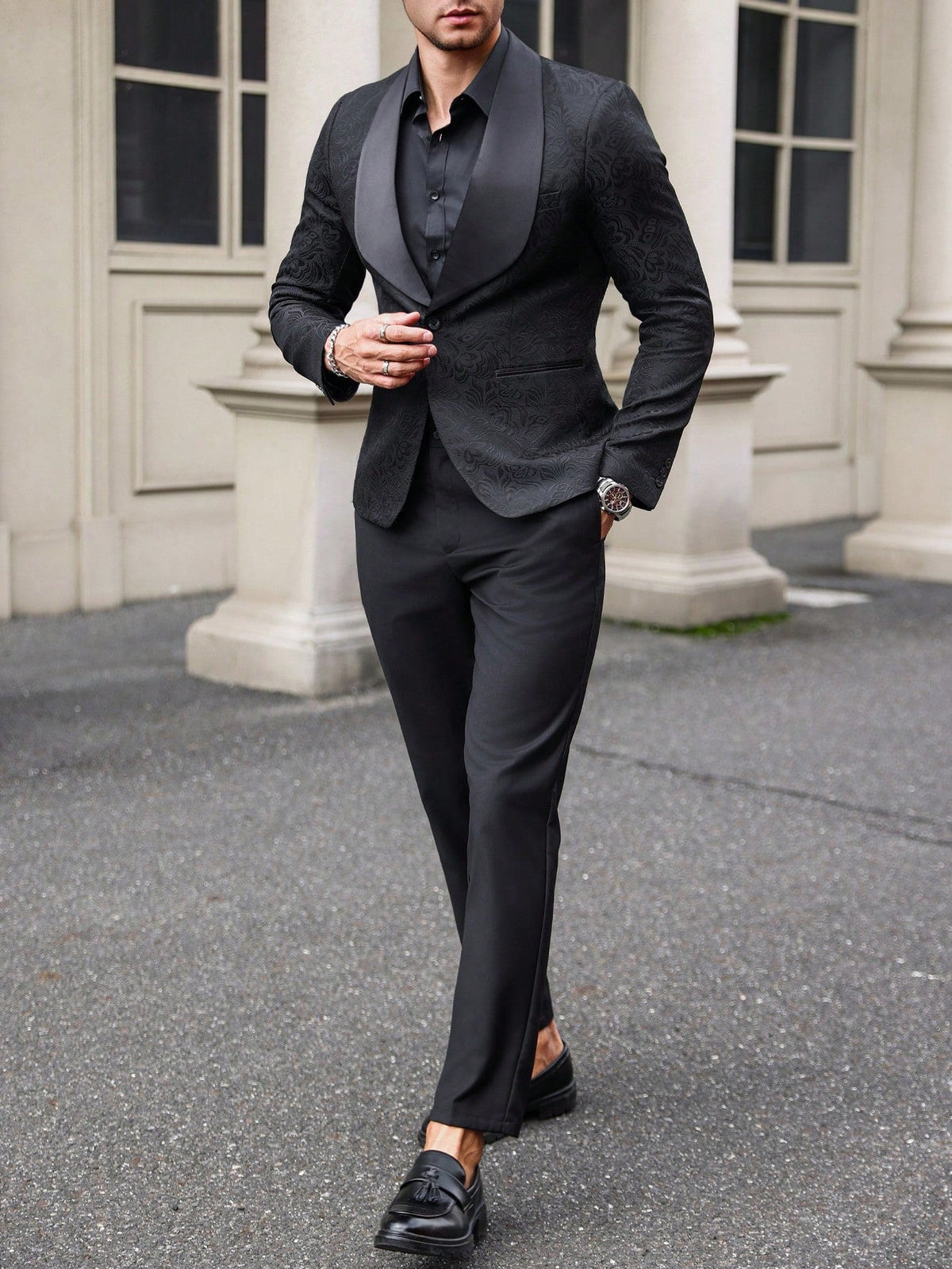 Sleek Allure