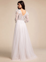 Exquisite V Neck Backless Long Sleeves Tulle Wedding Dresses with Applique Decoration