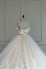 Luxury Ball gown for bride, Off shoulder Tulle wedding gown, Customized Lace bridal dress