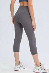 Seamless Front Active Capris - Shah S. Sahota