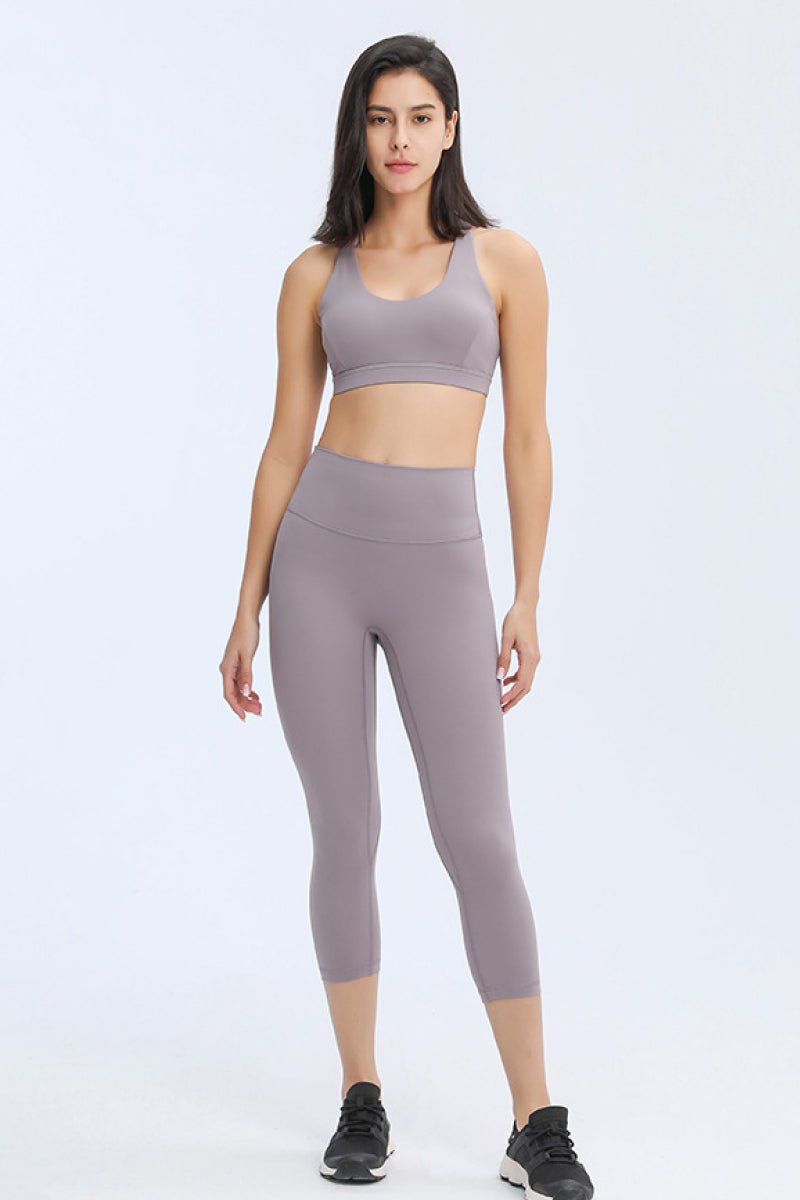 Seamless Front Active Capris - Shah S. Sahota