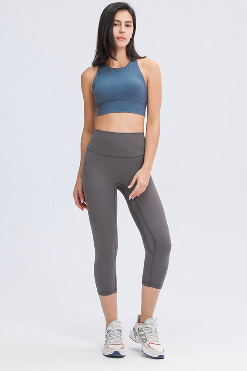 Seamless Front Active Capris - Shah S. Sahota