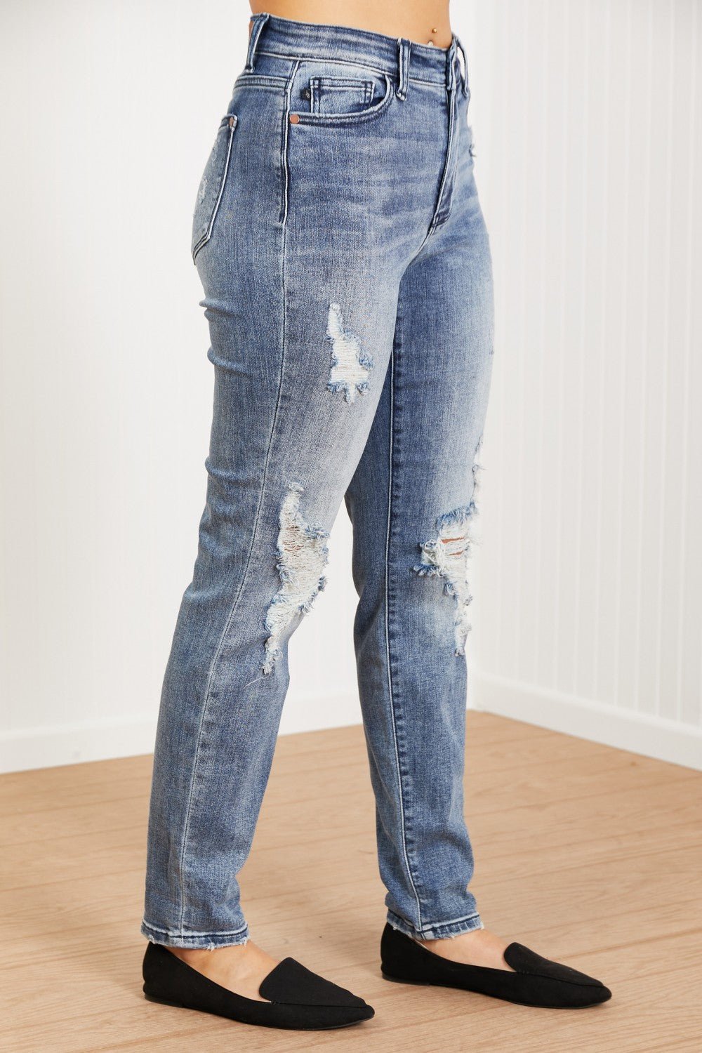 Judy Blue Gracie Full Size Mid-Rise Distressed Boyfriend Jeans - Shah S. Sahota