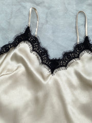Lace Trim Cami, Shorts, Eye Mask, Scrunchie, and Bag Pajama Set - Shah S. Sahota